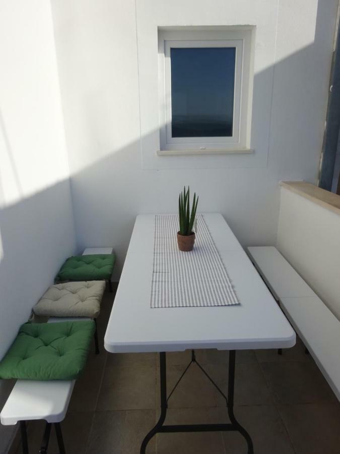 Apartment Duce Оміш Екстер'єр фото